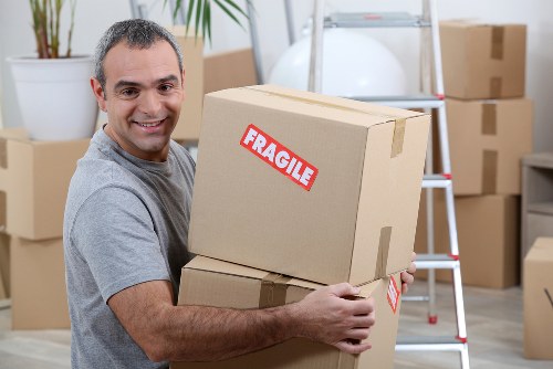 Moving truck service for homes and flats in Norbiton