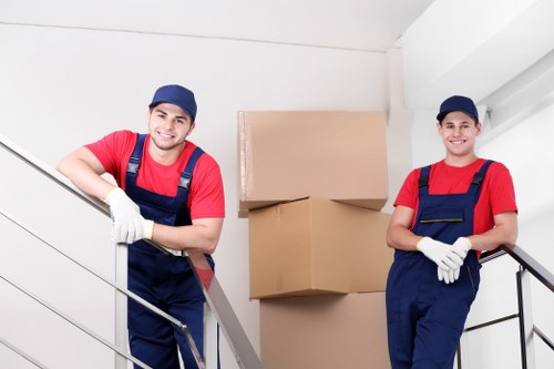 Business and home removals support for customers in Norbiton