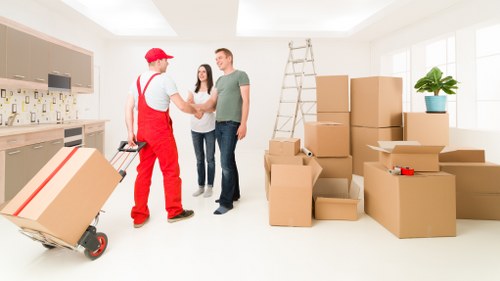 Free quote policy and pricing summary for Man With Van Norbiton