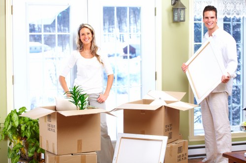 Moving service for flats and houses around Norbiton